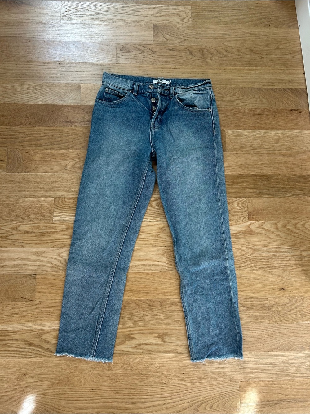 Obey women’s Medium Blue Slim Straight Jeans